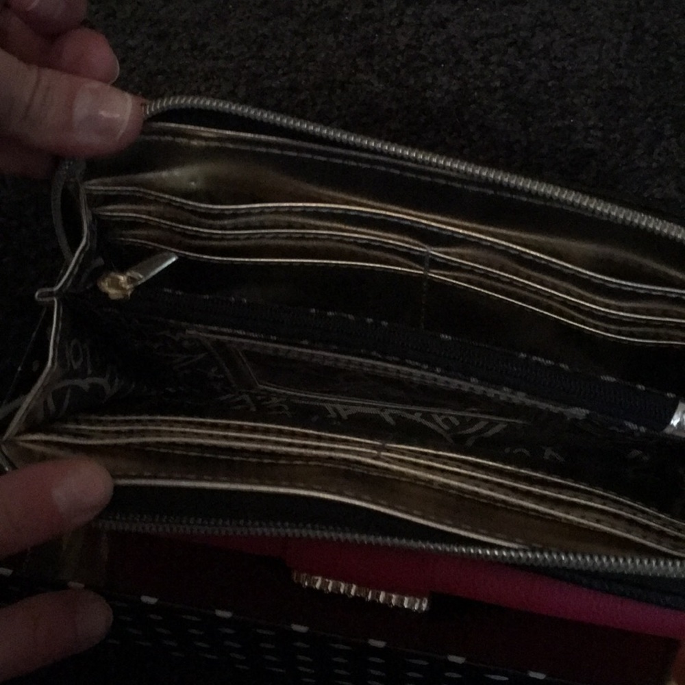 Betsey Johnson wallet NWT - Picture 3 of 3
